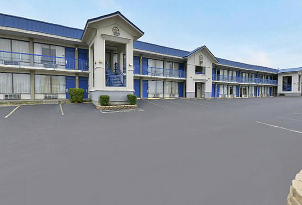 Americas Best Value Inn Hillsboro Exterior photo
